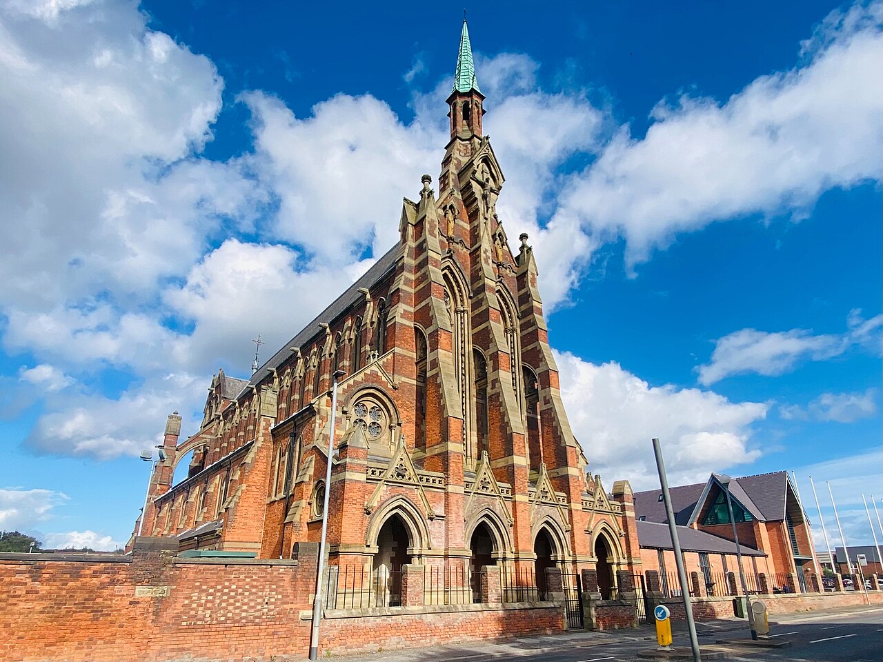 Gorton Monastery. Image: Wikipedia user cnbrb, CC BY-SA 4.0