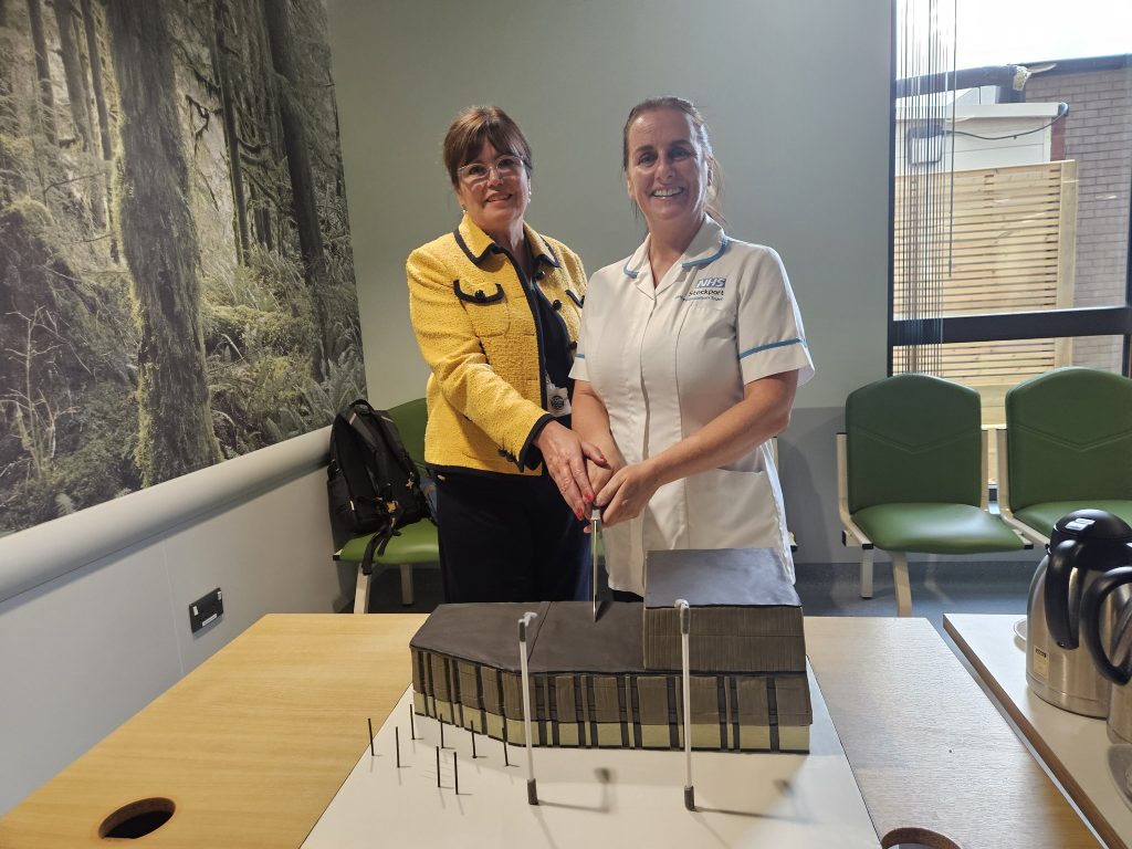 Cake of Stepping Hill Hospital's new Outpatients B building. Image: Stockport NHS
