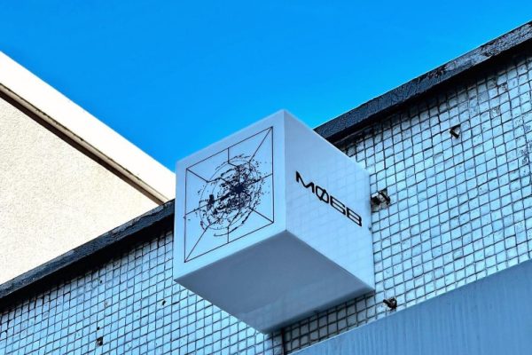 M06b sign. Image: M06b